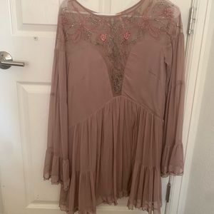 Light pink long sleeve vintage dress